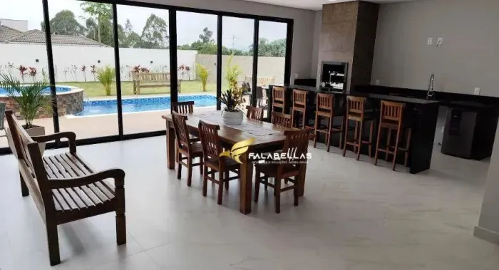Casa com 3 dormitórios à venda, 340 m² por R$ 2.940.000,00 - Caxambu - Jundiaí/SP
