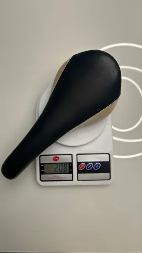 Selim Fizik Gobi com trilho de carbono