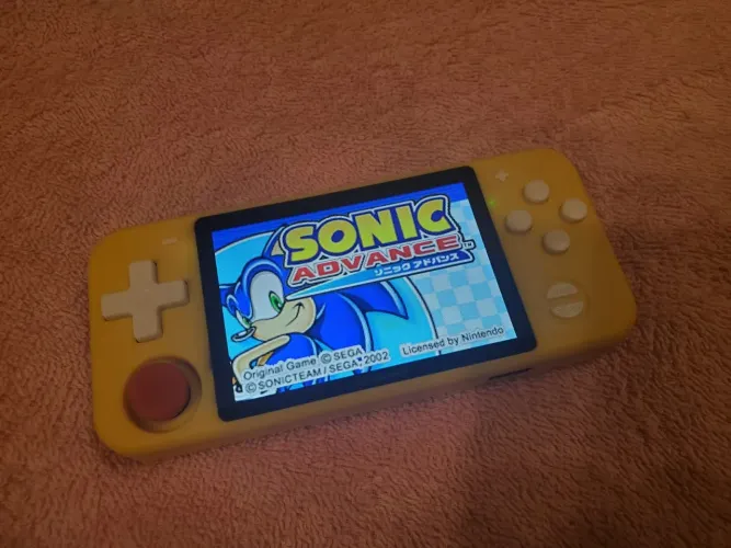 RGB10 Videogame Portátil Powkiddy Emuelec 32gb Games Jogar Ps1 melhor que V90 Q90