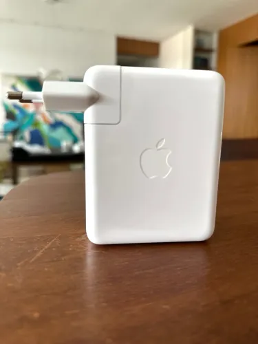 Fonte 140W Original Apple USB-C MacBook Pro/ Air