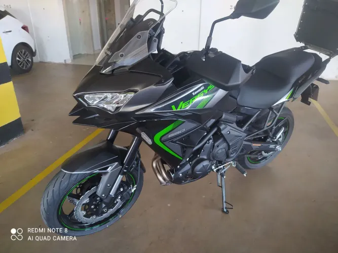 Kawasaki Versus 650 zero