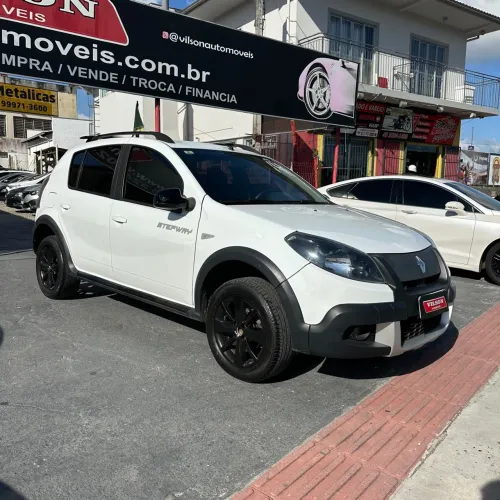Renault Sandero Stepway Hi-flex 1.6 16V 5P Aut. 2014