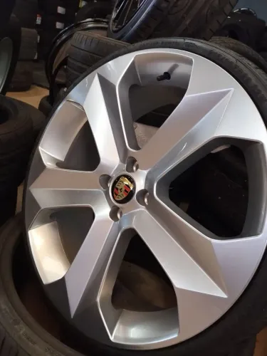 Rodas X6 Aro 20+ 215/30/20 Conjunto Novo