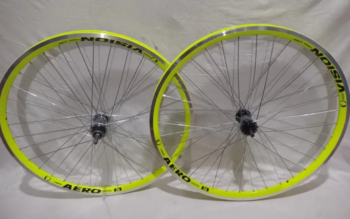 PAR DE RODAS AERO 26 AMARELO NEON