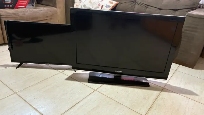 2 tvs para conserto 