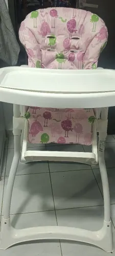 Cadeirinha de alimentação 