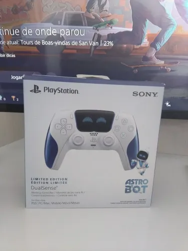 DualSense edição Astro Bot !!