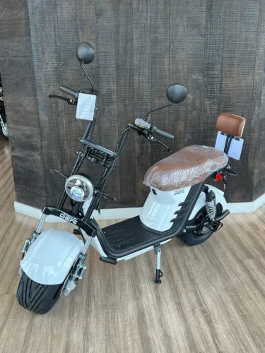 AUTOPROPELIDO X121000 WATTS - SEM CNH E SEM EMPLACAMENTO - Scooter - Moto Elétrica