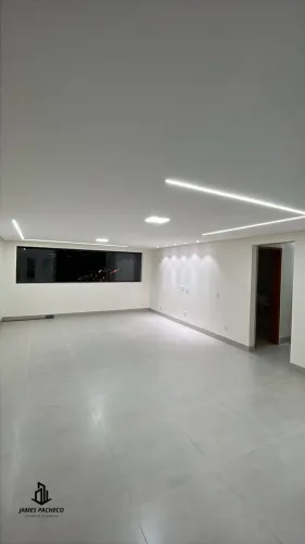 Apartamento à Venda | 3 Quartos | 2 Suítes | 2 Vagas | Totalmente Reformado