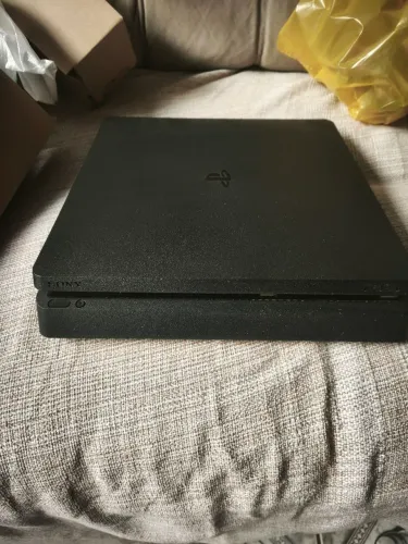 PS4 Slim importado completo com caixa e Manual