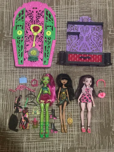 Lote monster high RESERVADO