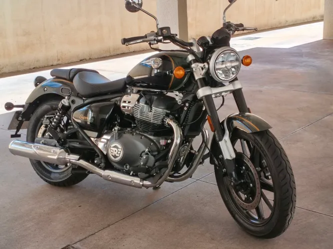 Vendo Royal Green com 580km