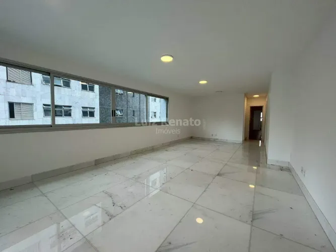 Apartamento para alugar, 4 quartos com 4 suítes, 200m² no Funcionários