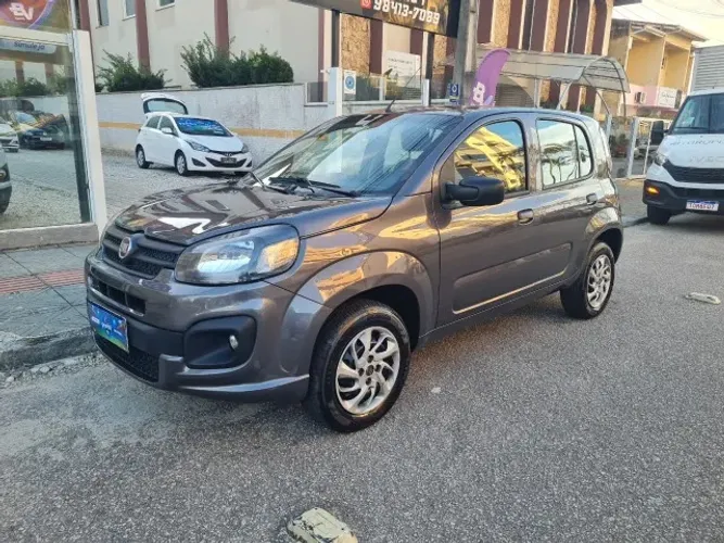 Fiat Uno Attractive 1.0 EVO Fire Flex 8V 5P 2021