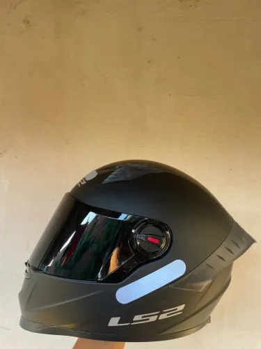 Vendo LS2 Super Novo