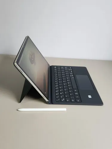 Samsung Galaxy Tab S9 5G - 8 GB RAM | 128 GB em excelente estado