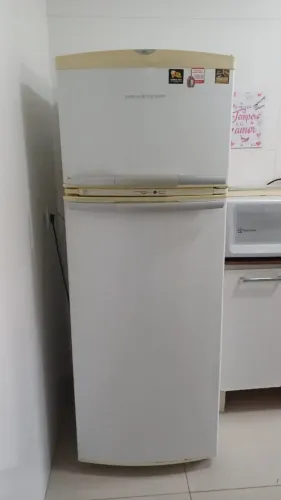 Geladeira Brastemp usada em bom estado