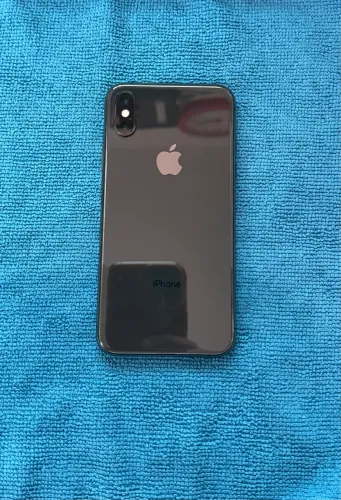 iPhone XS 256 bateria 75 %
