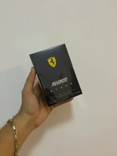 Perfume importado Ferrari black 