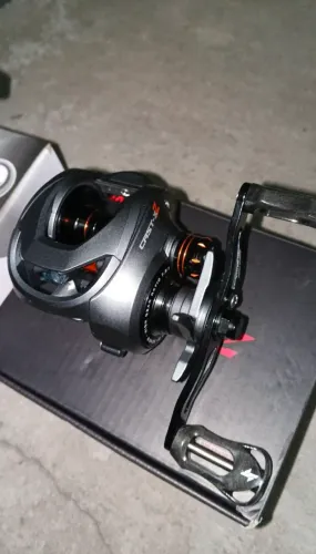 Carretilha de pesca Cast-xz nova e carretel cheio com linha multifilamento 8x