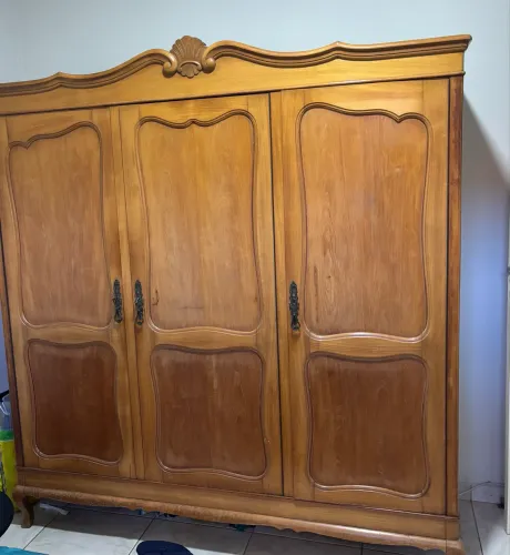Guarda roupa vintage