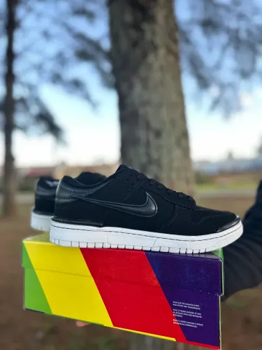 Tênis Nike Dunk Twist 