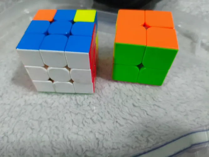 Cubo mágico 3X3 e 2X2 rápidos e lisos
