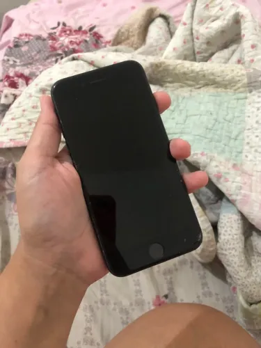 vendo iphone 7 bem conservado