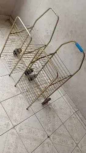 Carrinho de feira com rodinhas novas, excelente estado50,00 unidade