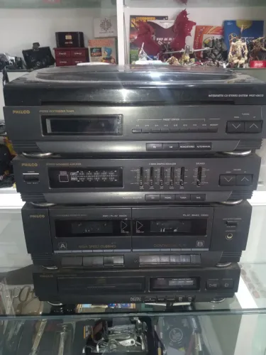 Som Vintage Philco 4 em 1 - Modelo PRDT-400CD (Para Restaurar ou Peças)
