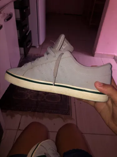 vendo tênis adidas novo original