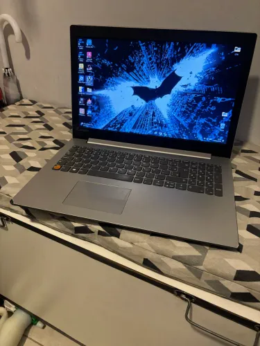 Lenovo Ideapad 81FE intel core i7