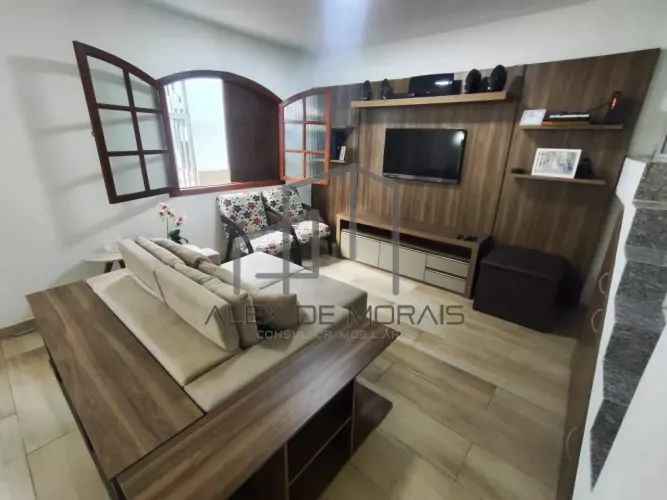 Exclusividade Alex de Morais Imóveis Casa encantadora, 5 quartos e garagem, com vista par