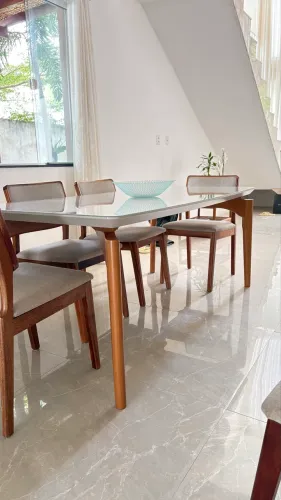 Mesa de jantar LARSHOPPING - Madeira maciça, tampo laqueado e vidro serigrafado