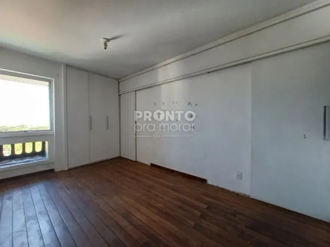 Apartamento com 4 quartos em Derby