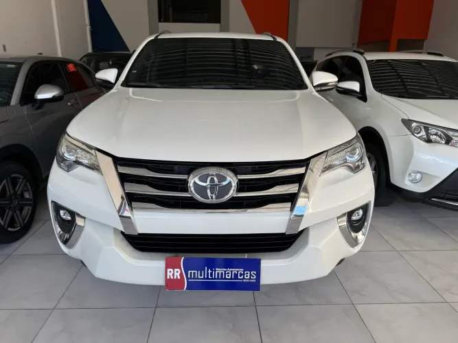 Toyota Hilux SW4 SRX 4X4 2.8 TDI 16V Dies. Aut. 2018