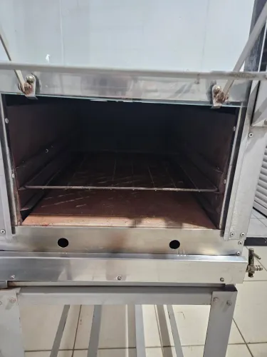 VENDO FORNO A GÁS