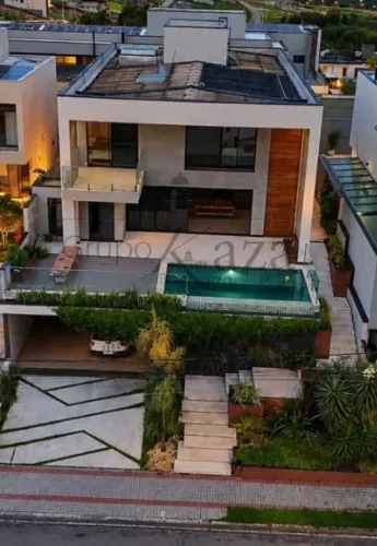 Casa em Condomínio - Condomínio Residencial Jaguary - Urbanova - 4 Suítes - 450m².