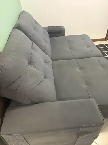 Sofá retrátil dois lugares