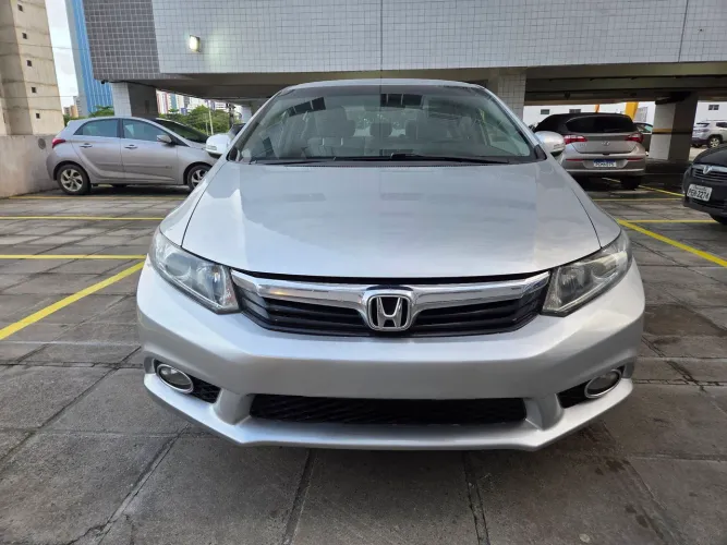 Honda Civic Sedan LXR 2.0 Flexone 16V Aut. 4P 2014