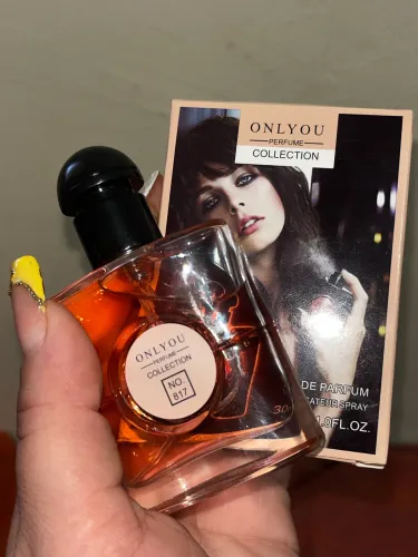o ONLYOU Collection No. 817, uma fragrância feminina de 30ml