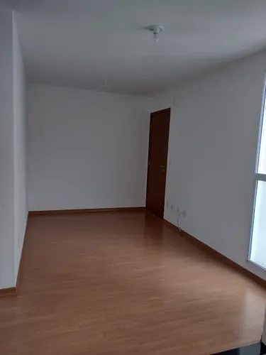 Alugo apartamento 2/4
