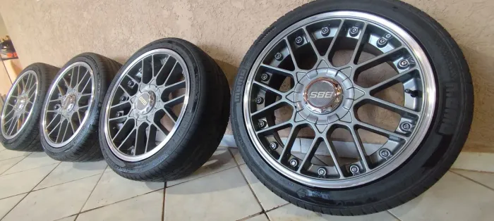 Rodas BBS multifuros
