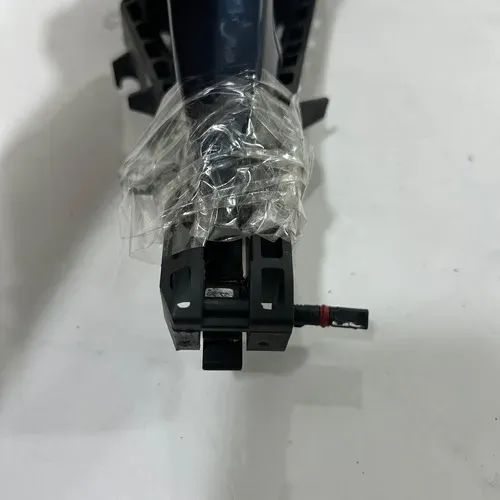 Maçaneta Porta Dianteira Direita Bmw 125i 2014 2015 2016 Azul Dianteira