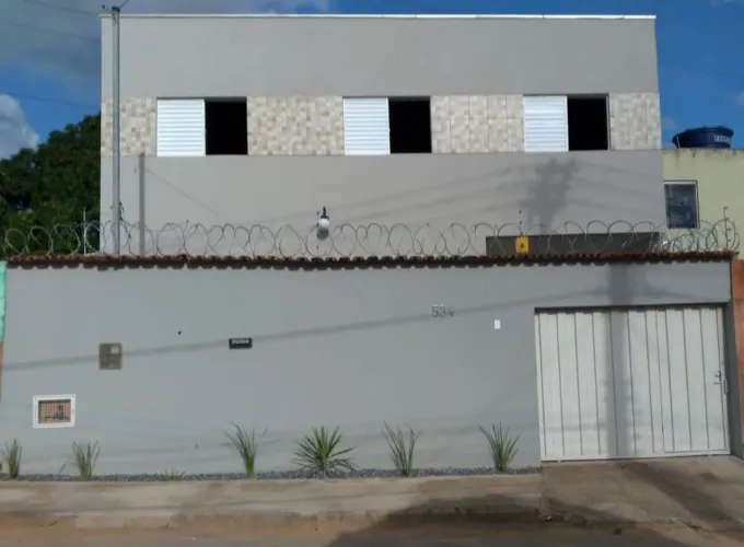 Alugo apartamento