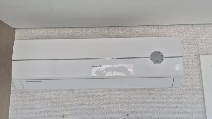 Ar-condicionado Gree 9.000 BTUs 220V - Gelando Perfeitamente