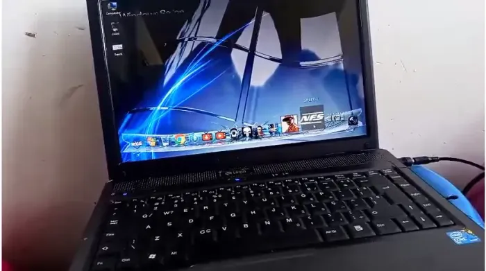 NotBook Bom Para Estudar, Acessar, Baixar e Assistir Vídeos, e... Jogarr!!! Apenas 380,00.