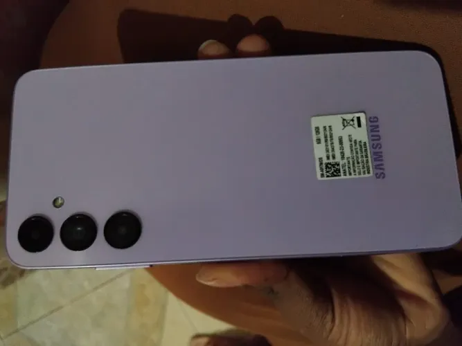 Samsung Galaxy A05s 128GB na cor Violeta 