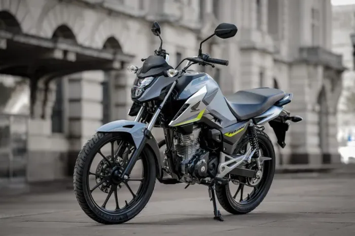 Sou moto entregador estou disponível 