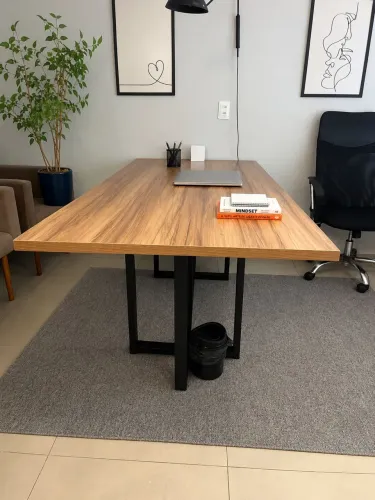 Mesa retangular reunião